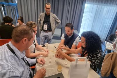 Agrandir l'image 4 sur 32, fenêtre modale