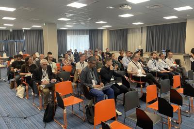 Agrandir l'image 7 sur 32, fenêtre modale