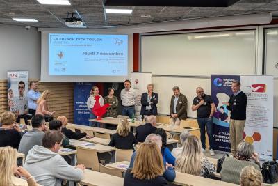 Agrandir l'image 12 sur 24, fenêtre modale