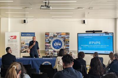 Agrandir l'image 10 sur 17, fenêtre modale