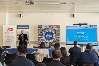 Agrandir l'image 12 sur 17, fenêtre modale