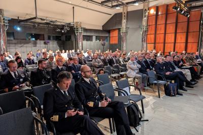 Agrandir l'image 8 sur 36, fenêtre modale