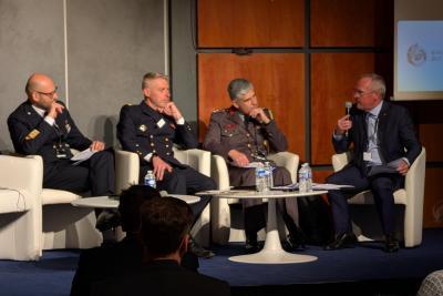 Agrandir l'image 18 sur 36, fenêtre modale