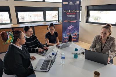 Agrandir l'image 32 sur 34, fenêtre modale