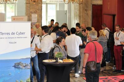 Agrandir l'image 2 sur 22, fenêtre modale