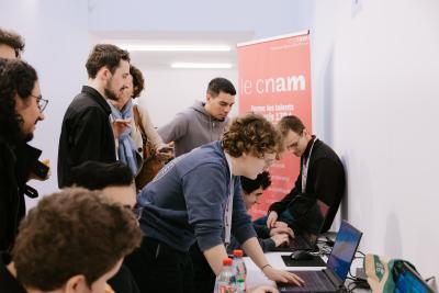 Agrandir l'image 18 sur 66, fenêtre modale