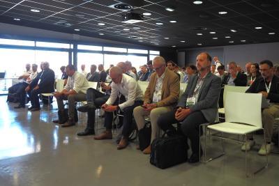 Agrandir l'image 44 sur 132, fenêtre modale