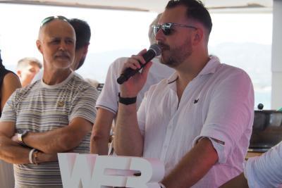 Agrandir l'image 12 sur 61, fenêtre modale