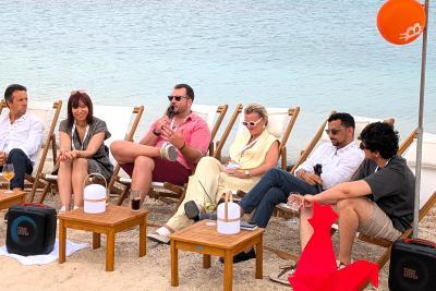 Agrandir l'image 4 sur 18, fenêtre modale