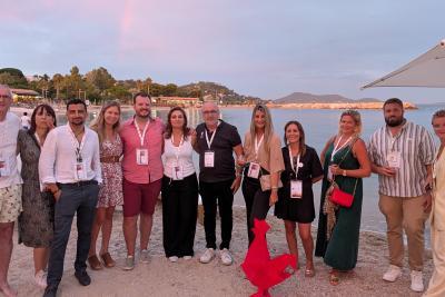 Agrandir l'image 16 sur 18, fenêtre modale