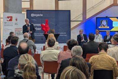 Agrandir l'image 11 sur 16, fenêtre modale