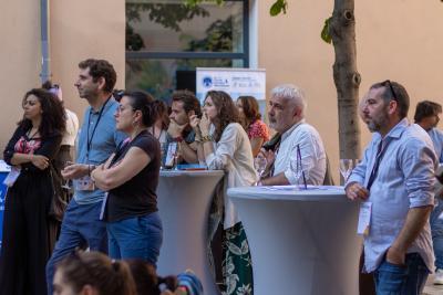 Agrandir l'image 48 sur 58, fenêtre modale