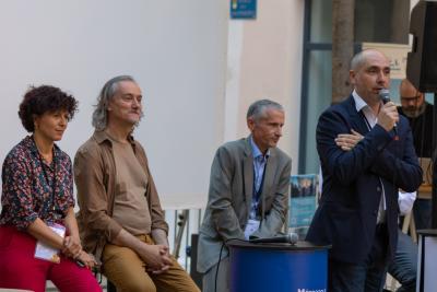 Agrandir l'image 24 sur 58, fenêtre modale