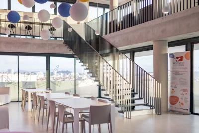 Agrandir l'image 2 sur 6, fenêtre modale